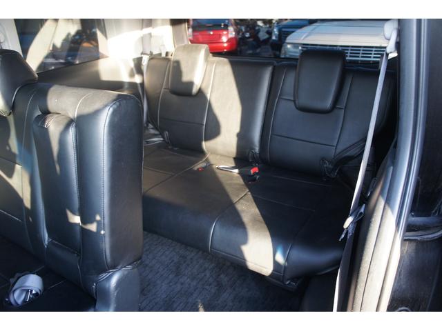 ステップワゴンスパーダ Ｚ　アラウンドビューモニター　リアフリップダウンモニター　スマートキー　両側パワースライドドア　純正ナビ　バックカメラ　ＨＩＤライト　ＨＩＤフォグ　ＥＴＣ（21枚目）