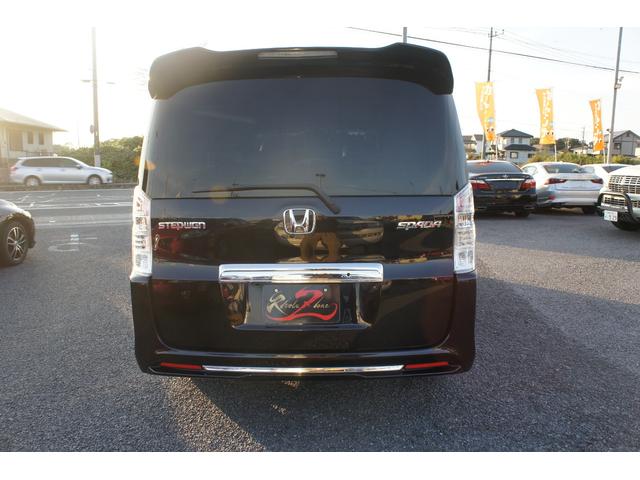 ステップワゴンスパーダ Ｚ　アラウンドビューモニター　リアフリップダウンモニター　スマートキー　両側パワースライドドア　純正ナビ　バックカメラ　ＨＩＤライト　ＨＩＤフォグ　ＥＴＣ（22枚目）