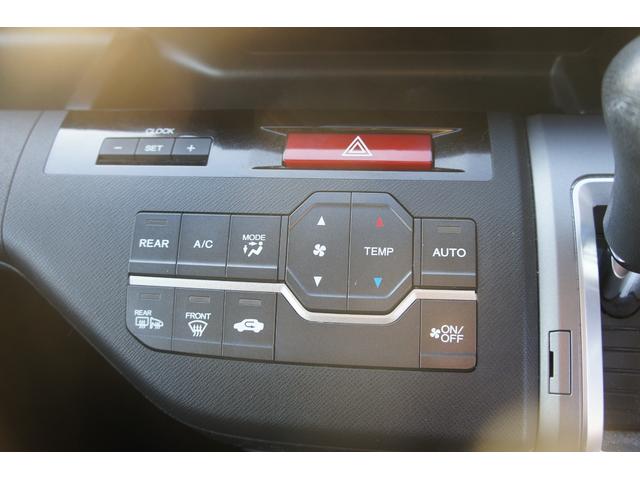 ステップワゴンスパーダ Ｚ　アラウンドビューモニター　リアフリップダウンモニター　スマートキー　両側パワースライドドア　純正ナビ　バックカメラ　ＨＩＤライト　ＨＩＤフォグ　ＥＴＣ（37枚目）