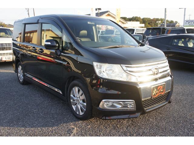 ステップワゴンスパーダ Ｚ　アラウンドビューモニター　リアフリップダウンモニター　スマートキー　両側パワースライドドア　純正ナビ　バックカメラ　ＨＩＤライト　ＨＩＤフォグ　ＥＴＣ（39枚目）