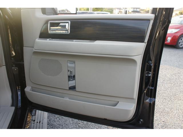 リンカーンナビゲーター アルティメイト 1ナンバー登録車 2WD ナビ バックカメラ フリップダウンモニター ETC HID(43枚目)