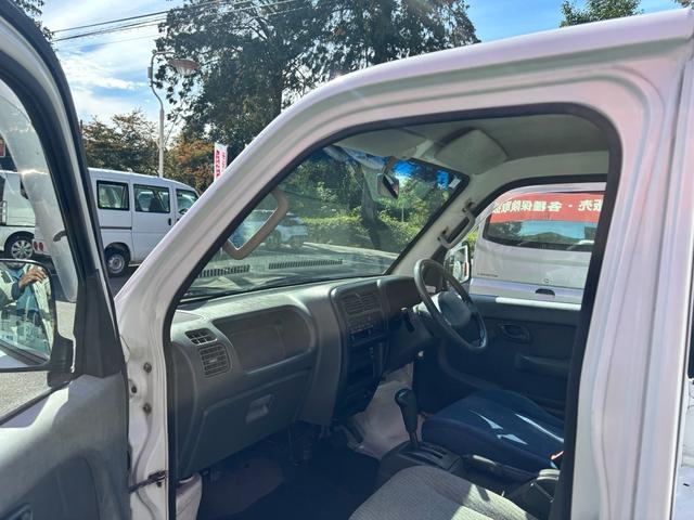 キャリイトラック  4WD AT3速 パワステ エアコン(9枚目)