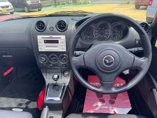 コペン アクティブトップ　ＡＴ　ＡＢＳ　ＣＤ　ＭＤ　アルミホイール　衝突安全ボディ　エアコン　パワーステアリング　パワーウィンドウ（2枚目）