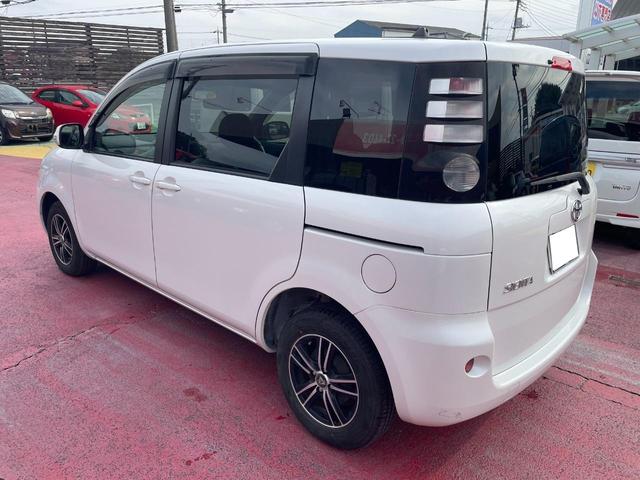 シエンタ Ｘリミテッド　ＥＴＣ　ＴＶ　両側スライド・片側電動　電動格納ミラー　３列シート　ＣＶＴ　アルミホイール　ＣＤ　ＤＶＤ再生　ミュージックプレイヤー接続可　衝突安全ボディ　ＡＢＳ　エアコン　パワーステアリング（17枚目）