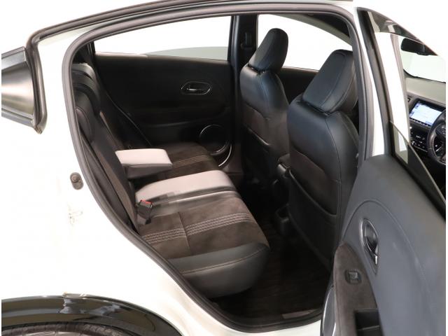 ヴェゼル ＲＳ・ホンダセンシング　盗難防止　バックモニター　サイドエアバック　スマ－トキ－　シートヒータ　ＬＥＤライト　地デジＴＶ　ドライブレコーダー装着車　フルオートエアコン　ＤＶＤ　横滑り防止機能　キーレス（44枚目）