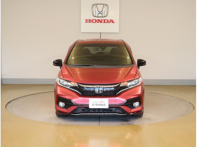 フィットハイブリッド Ｓホンダセンシング　スマ－トキ－　ナビＴＶ　アクティブクルーズコントロール　パワーウインドウ　サイドエアバック　ＤＶＤ再生　パワーステアリング　ＬＥＤヘッドランプ　ＡＢＳ　盗難防止装置　エアバック（2枚目）