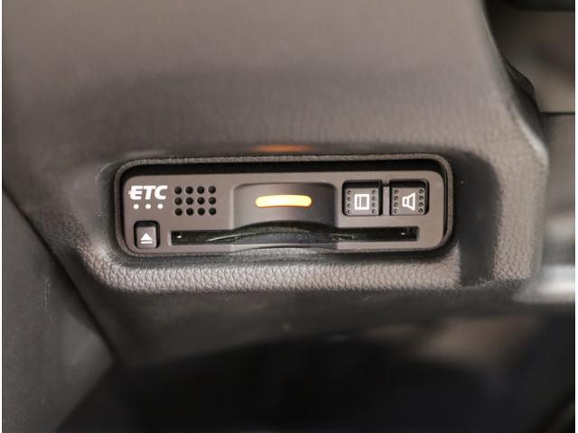 フィットハイブリッド Ｓホンダセンシング　スマ－トキ－　ナビＴＶ　アクティブクルーズコントロール　パワーウインドウ　サイドエアバック　ＤＶＤ再生　パワーステアリング　ＬＥＤヘッドランプ　ＡＢＳ　盗難防止装置　エアバック（33枚目）