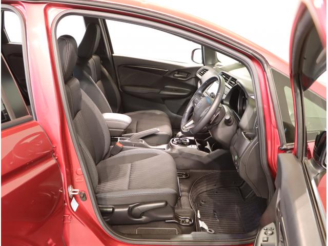 フィットハイブリッド Ｓホンダセンシング　スマ－トキ－　ナビＴＶ　アクティブクルーズコントロール　パワーウインドウ　サイドエアバック　ＤＶＤ再生　パワーステアリング　ＬＥＤヘッドランプ　ＡＢＳ　盗難防止装置　エアバック（39枚目）