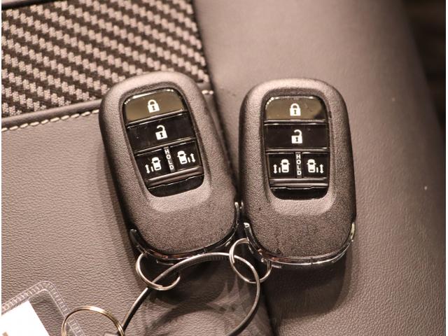 Ｎ－ＢＯＸカスタム コーディネートスタイル　オートクルーズ　マルチビューカメラ　フルセグ対応　Ｗ電動ドア　シートヒータ　ＬＥＤ　ＥＳＣ　ＥＴＣ　ソナー　ベンチシート　ＤＶＤ　アイドリングストップ　エアコン　ドラレコ（25枚目）