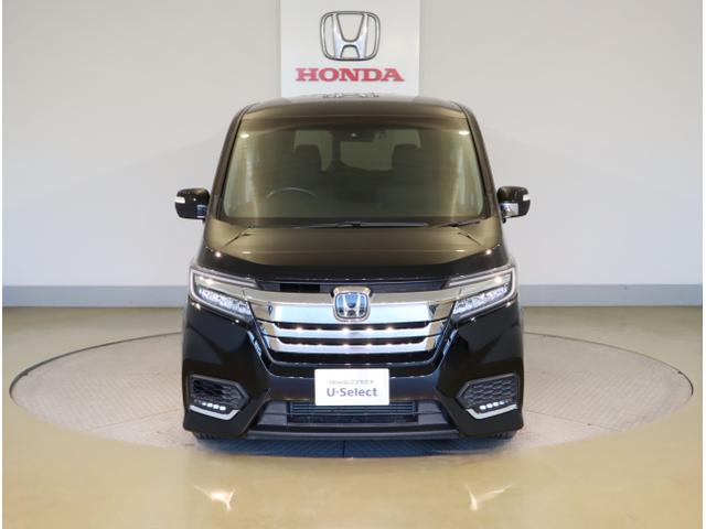 ステップワゴンスパーダ スパーダホンダセンシング　盗難防止　助手席エアバッグ　Ｗパワスラ　地デジ　ＬＥＤライト　横滑り防止システム　オートエアコン　リアカメラ　ドライブレコーダー装着車　ＵＳＢ　ナビ＆ＴＶ　三列シート（2枚目）