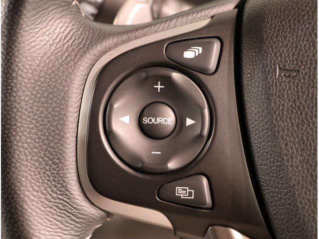 ステップワゴンスパーダ スパーダホンダセンシング　盗難防止　助手席エアバッグ　Ｗパワスラ　地デジ　ＬＥＤライト　横滑り防止システム　オートエアコン　リアカメラ　ドライブレコーダー装着車　ＵＳＢ　ナビ＆ＴＶ　三列シート（32枚目）