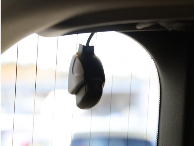 ステップワゴンスパーダ スパーダホンダセンシング　盗難防止　助手席エアバッグ　Ｗパワスラ　地デジ　ＬＥＤライト　横滑り防止システム　オートエアコン　リアカメラ　ドライブレコーダー装着車　ＵＳＢ　ナビ＆ＴＶ　三列シート（39枚目）