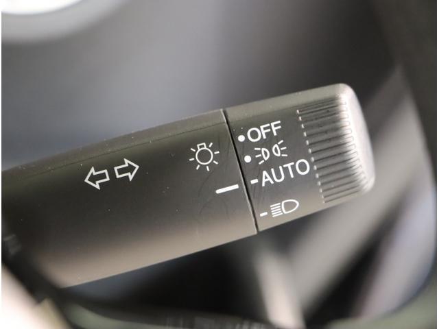 Ｎ－ＢＯＸカスタム ベースグレード　Ｗ電動ドア　ＵＳＢ接続　ＣＭＢＳ　Ｄレコ　ベンチシート　オートエアコン　スマートキ　ＬＥＤ　盗難防止装置　クルコン　ＥＴＣ　フルセグＴＶ　パワーステアリング　エアバッグ　ＥＳＣ　ＡＢＳ（32枚目）