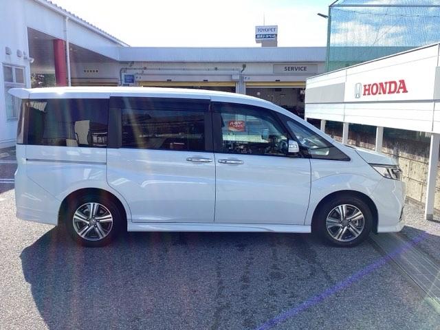 ステップワゴンスパーダ ｅ：ＨＥＶスパーダＧ・ＥＸホンダセンシング　エアバック　Ｐアシスト　地デジ　クルコン　サイドエアバッグ　シ－トヒ－タ－　衝突軽減システム　スマキー　ＬＥＤランプ　ドラレコ　ＡＢＳ　キーレス　ＥＴＣ（4枚目）