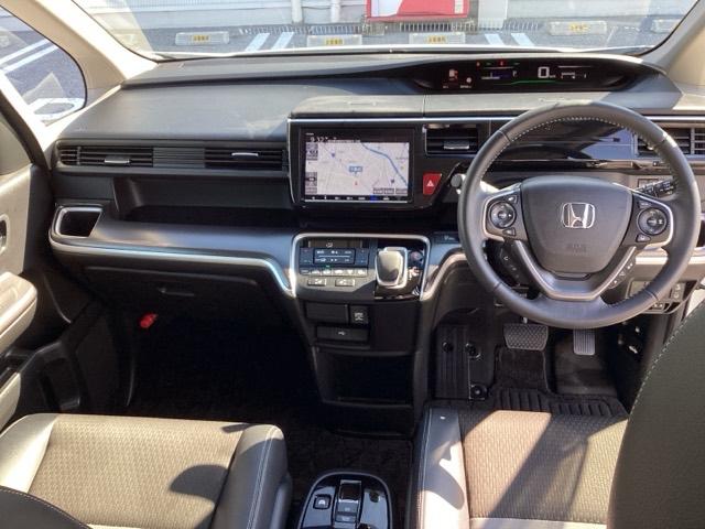 ステップワゴンスパーダ ｅ：ＨＥＶスパーダＧ・ＥＸホンダセンシング　エアバック　Ｐアシスト　地デジ　クルコン　サイドエアバッグ　シ－トヒ－タ－　衝突軽減システム　スマキー　ＬＥＤランプ　ドラレコ　ＡＢＳ　キーレス　ＥＴＣ（15枚目）