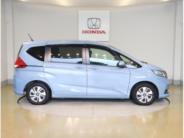 フリードハイブリッド ハイブリッド・Gホンダセンシング 軽減ブレーキ キーフリーシステム DVD再生可能 ECON 後カメラ Aクルーズ 地デジフルセグTV LEDヘッドランプ シートH 横滑防止 ドライブレコーダ USB(8枚目)