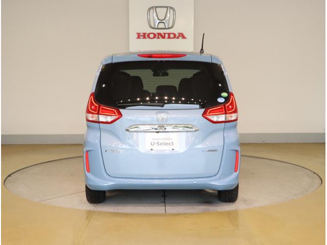 フリードハイブリッド ハイブリッド・Gホンダセンシング 軽減ブレーキ キーフリーシステム DVD再生可能 ECON 後カメラ Aクルーズ 地デジフルセグTV LEDヘッドランプ シートH 横滑防止 ドライブレコーダ USB(12枚目)