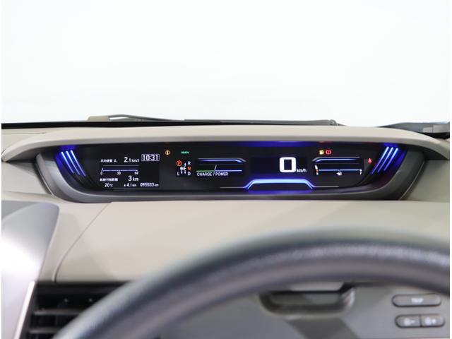 フリードハイブリッド ハイブリッド・Gホンダセンシング 軽減ブレーキ キーフリーシステム DVD再生可能 ECON 後カメラ Aクルーズ 地デジフルセグTV LEDヘッドランプ シートH 横滑防止 ドライブレコーダ USB(16枚目)