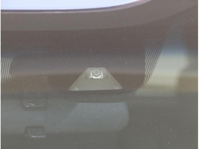 フリードハイブリッド ハイブリッド・Gホンダセンシング 軽減ブレーキ キーフリーシステム DVD再生可能 ECON 後カメラ Aクルーズ 地デジフルセグTV LEDヘッドランプ シートH 横滑防止 ドライブレコーダ USB(27枚目)