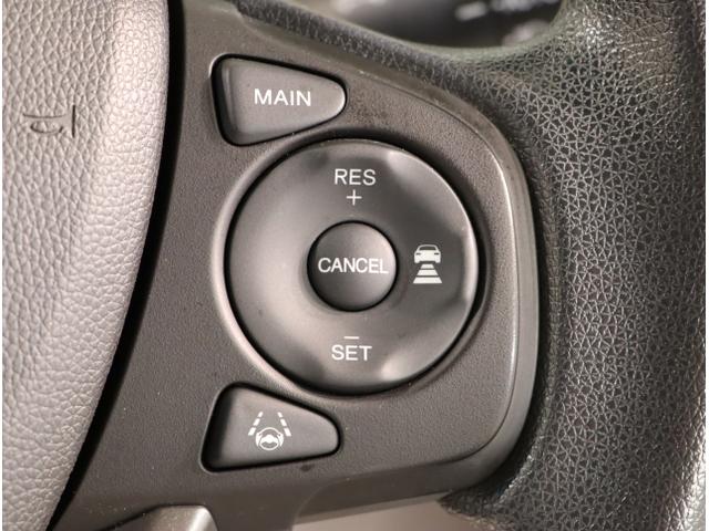 フリードハイブリッド ハイブリッド・Gホンダセンシング 軽減ブレーキ キーフリーシステム DVD再生可能 ECON 後カメラ Aクルーズ 地デジフルセグTV LEDヘッドランプ シートH 横滑防止 ドライブレコーダ USB(28枚目)