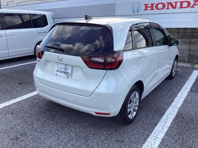 フィット ホーム 記録簿 衝突軽減 リアカメラ ソナー AAC 横滑り防止機能 サイドエアバック シートヒーター オートライト LEDライト クルーズコントロール パワーウィンドウ スマキー DVD ドラレコ(8枚目)