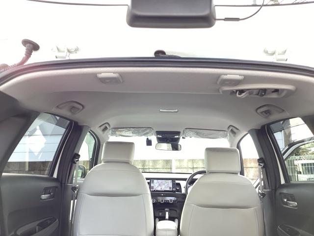 フィット ホーム 記録簿 衝突軽減 リアカメラ ソナー AAC 横滑り防止機能 サイドエアバック シートヒーター オートライト LEDライト クルーズコントロール パワーウィンドウ スマキー DVD ドラレコ(12枚目)