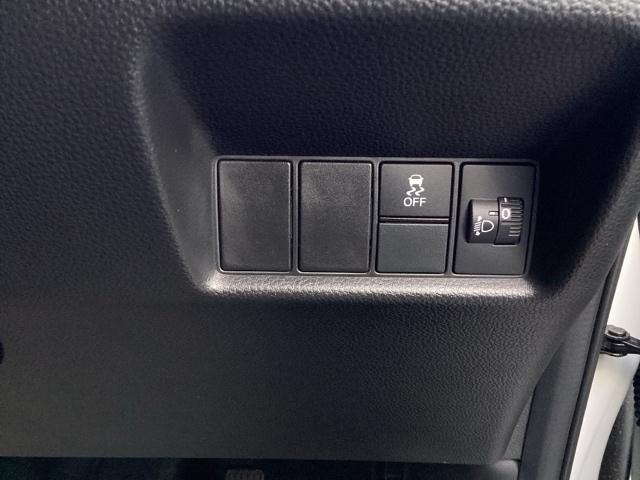 フィット ホーム 記録簿 衝突軽減 リアカメラ ソナー AAC 横滑り防止機能 サイドエアバック シートヒーター オートライト LEDライト クルーズコントロール パワーウィンドウ スマキー DVD ドラレコ(29枚目)