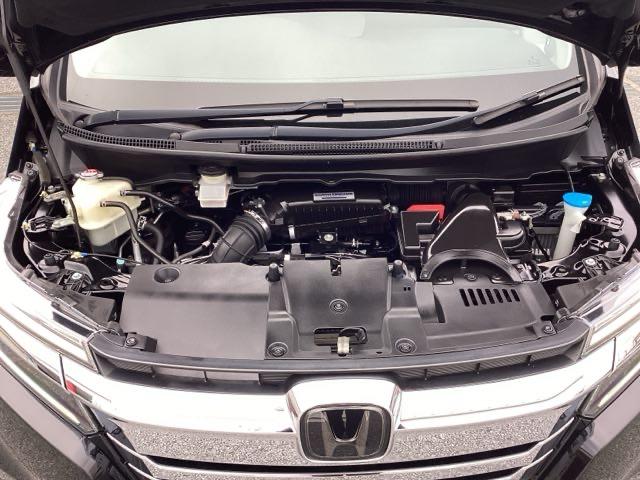 ステップワゴンスパーダ スパーダホンダセンシング　盗難防止　助手席エアバッグ　Ｗパワスラ　リアオートエアコン　地デジ　ＬＥＤライト　横滑り防止システム　オートエアコン　リアカメラ　ドライブレコーダー装着車　ＵＳＢ　ＥＴＣ付（17枚目）