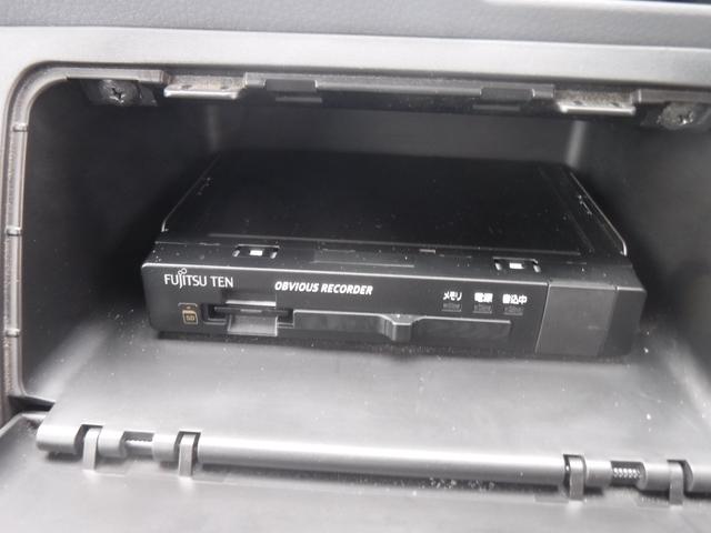 キャンター 　アルミバン　３ｔ積載　Ｉ５速ＭＴ日本トレクス５０－０８３２３９－２車両総重量：６，８５５ｋｇ　準中型免許対応車検：Ｒ８年４月１日工具　ジャッキ　取扱説明書　記録簿スペアキー１本（68枚目）