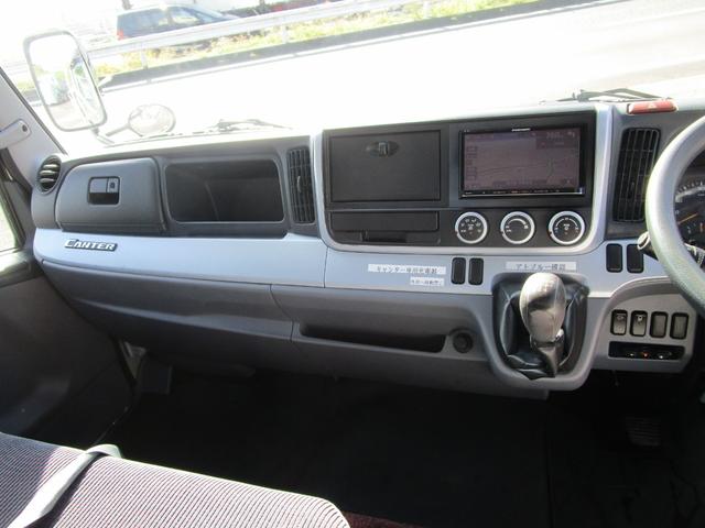 キャンター 　平ボディ　ワイドロング　３ｔ積載　カスタムＥＴＣ　左電格ミラー　バックカメラ　ナビ（社外）ＴＶ　Ｆ５速ＭＴ走行距離：４５，７２０ｋｍ　燃料：軽油車検：Ｒ８年３月１３日工具　ジャッキ　記録簿（48枚目）