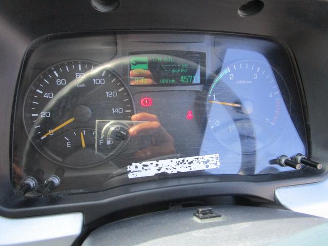 キャンター 　平ボディ　ワイドロング　３ｔ積載　カスタムＥＴＣ　左電格ミラー　バックカメラ　ナビ（社外）ＴＶ　Ｆ５速ＭＴ走行距離：４５，７２０ｋｍ　燃料：軽油車検：Ｒ８年３月１３日工具　ジャッキ　記録簿（54枚目）