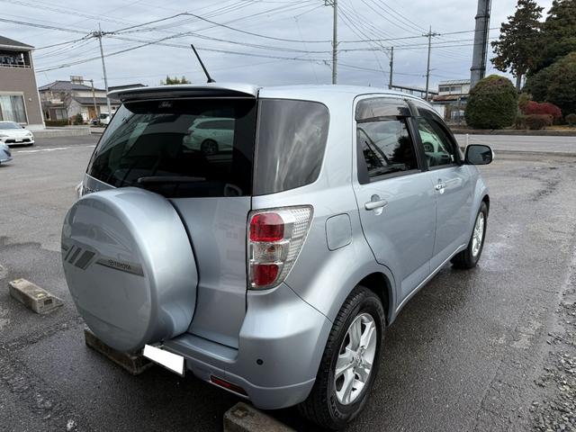 ラッシュ Ｇ　Ｌパッケージ　純正ナビ　ＥＴＣ　４ＷＤ　背面タイヤ（6枚目）