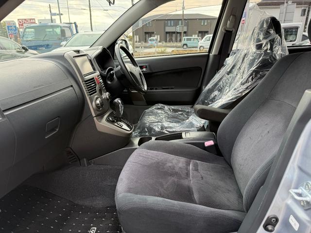 ラッシュ Ｇ　Ｌパッケージ　純正ナビ　ＥＴＣ　４ＷＤ　背面タイヤ（9枚目）