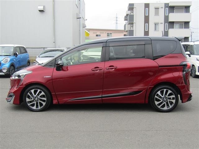 シエンタ ハイブリッド　ファンベースＧ　モデリスタエアロ　パノラマモニター　シート・ステアリングヒーター　ワンオーナー　ＥＴＣ　プリクラッシュセーフティー　運転席エアバック　整備記録簿　ＬＥＤライト　イモビライザー　フルセグＴＶ　クルコン（3枚目）