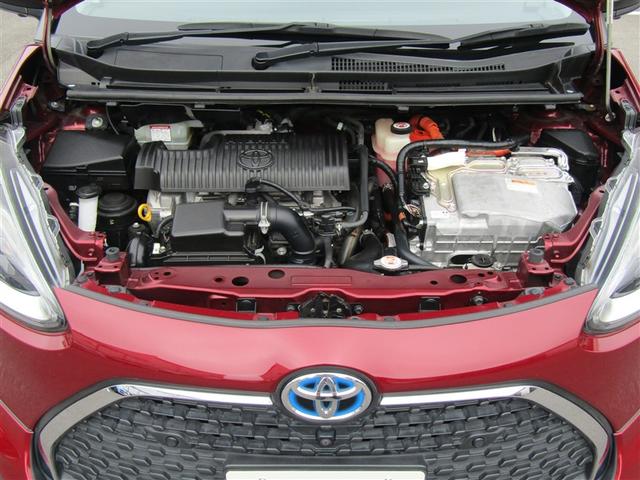 シエンタ ハイブリッド　ファンベースＧ　モデリスタエアロ　パノラマモニター　シート・ステアリングヒーター　ワンオーナー　ＥＴＣ　プリクラッシュセーフティー　運転席エアバック　整備記録簿　ＬＥＤライト　イモビライザー　フルセグＴＶ　クルコン（20枚目）