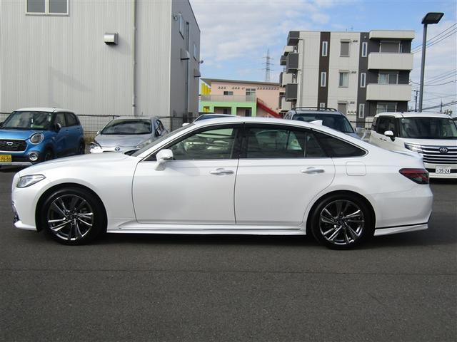 クラウンハイブリッド RSアドバンス 地デジ 衝突被害軽減装置 ドライブレコーダ 黒革シート LEDヘットライト クルコン AC エアバッグ ナビTV セキュリティーアラーム キーフリー スマートキ パワーウィンドウ メモリナビ アルミ(3枚目)