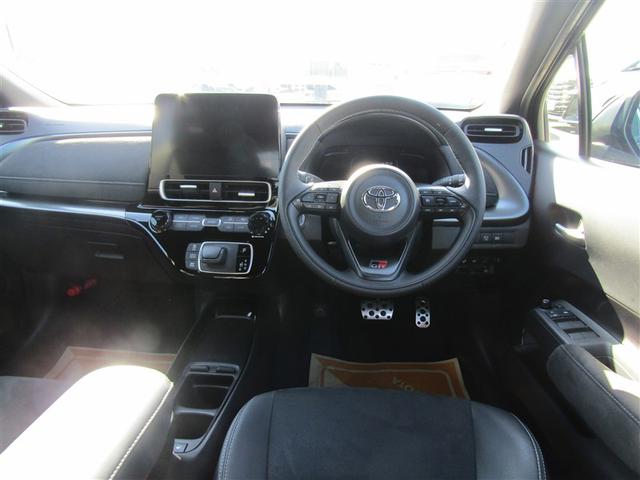 アクア GRスポーツ ワンオーナー パノラマモニター ドラレコ スマートキー&プッシュスタート イモビライザー LEDライト 衝突軽減ブレーキ 地デジ ワンオーナー車 クルコン メモリナビ オートエアコン ETC(6枚目)