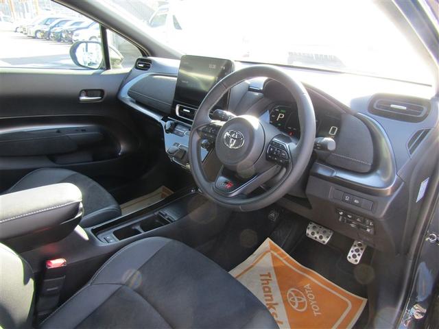 アクア GRスポーツ ワンオーナー パノラマモニター ドラレコ スマートキー&プッシュスタート イモビライザー LEDライト 衝突軽減ブレーキ 地デジ ワンオーナー車 クルコン メモリナビ オートエアコン ETC(13枚目)