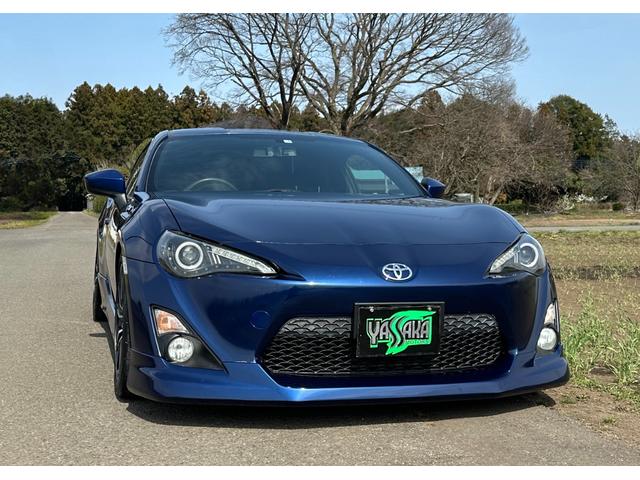 ８６ ＧＴ　キーレスエントリー　プシスタート　車高調　社外ヘッドライト　Ｆｕｌｌ　Ａｅｒｏ　Ｎａｖｉ　ＡＭ／ＦＭ／ＣＤ／Ｂｌｕｅｔｏｏｔｈ（2枚目）