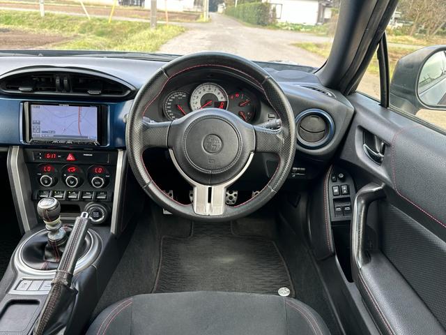 ８６ ＧＴ　キーレスエントリー　プシスタート　車高調　社外ヘッドライト　Ｆｕｌｌ　Ａｅｒｏ　Ｎａｖｉ　ＡＭ／ＦＭ／ＣＤ／Ｂｌｕｅｔｏｏｔｈ（19枚目）