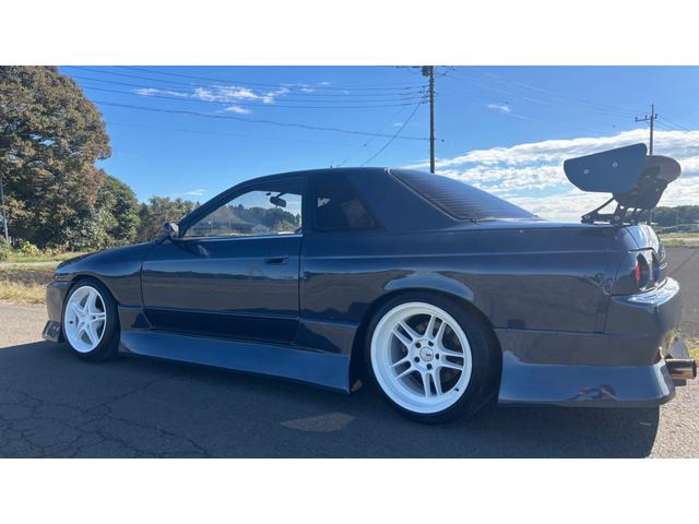 スカイライン ＧＴＳ－ｔタイプＭ　純正５速　ＢＮスポーツフルエアロ　ターボ　全塗装　社外リアフェンダー　ＧＴウィング　車高調　インタークーラー　フルバケ　ＧＲｅｄｄｙブーコン　社外マフラー　社外ハンドル　社外エアクリ　タワーバー（4枚目）