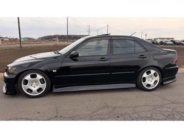 アルテッツァ RS200 Zエディション 6MT 中期型 サンルーフ 全塗装済 フルエアロ 社外テール 社外アルミ 車高調 ウィルズウィンエアクリーナー リアアーム リアメンバーサポート ステアリングクイックリリース ETC タイベル交換歴有(4枚目)