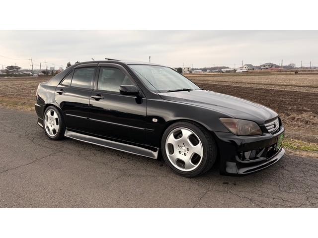 アルテッツァ RS200 Zエディション 6MT 中期型 サンルーフ 全塗装済 フルエアロ 社外テール 社外アルミ 車高調 ウィルズウィンエアクリーナー リアアーム リアメンバーサポート ステアリングクイックリリース ETC タイベル交換歴有(13枚目)