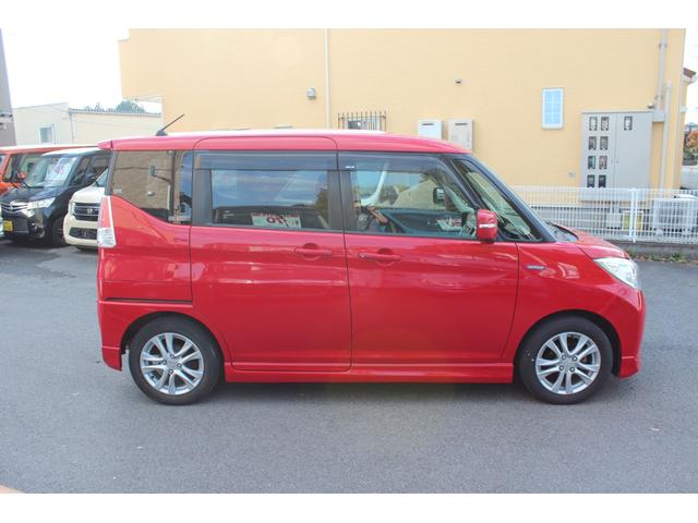 ソリオ ハイブリッドＭＺ　デュアルカメラブレーキサポート　両側パワースライドドア　純正ナビ　フルセグＴＶ　バックカメラ　ＵＳＢ＆ブルートゥース　ＨＩＤ＆フォグ　純正１５ＡＷ　運転席シートヒーター　インテリキー　ボディコート済（6枚目）