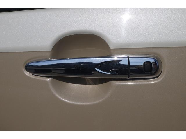 ムーヴキャンバス Ｇメイクアップリミテッド　ＳＡＩＩＩ　純正ナビ・ＴＶ　パノラミックビューモニター　ドライブレコーダー　ＬＥＤライト　両側パワースライドドア（12枚目）