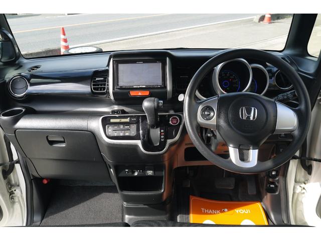 Ｎ－ＢＯＸカスタム Ｇ・Ｌパッケージ　社外ナビ・ＴＶ・バックカメラ　ＥＴＣ　Ｂｌｕｅｔｏｏｔｈ　ＨＩＤライト　左パワースライドドア（2枚目）