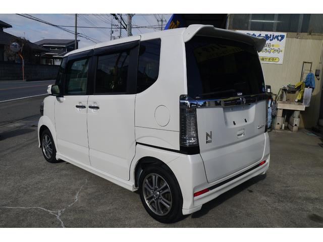 Ｎ－ＢＯＸカスタム Ｇ・Ｌパッケージ　社外ナビ・ＴＶ・バックカメラ　ＥＴＣ　Ｂｌｕｅｔｏｏｔｈ　ＨＩＤライト　左パワースライドドア（5枚目）