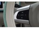 ステアリングにオーディオの操作機能が付いてますのでとっても便利!安全運転にも繋がります!