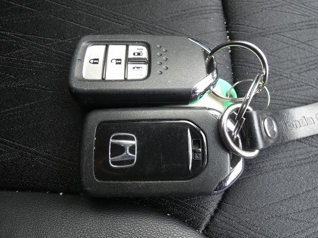 アブソルート・EX フリップダウンモニター 両側パワースライドドア 純正メモリーナビ 地デジ バックカメラ Bluetooth ETC ハーフレザー アイドリングストップ LEDヘッドライト クルーズコントロール(10枚目)