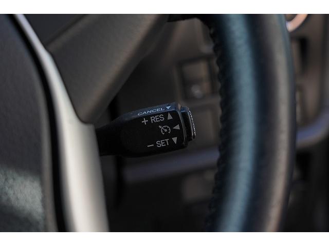 エスクァイア Ｇｉ　ＴＲＤエアロ　両側パワースライドドア　トヨタセーフティーセンス　コーナーセンサー　バックカメラ　クルーズコントロール　レザーシート　シートヒーター　ビルトインＥＴＣ　純正ＳＤナビ　アイドリングストップ（6枚目）